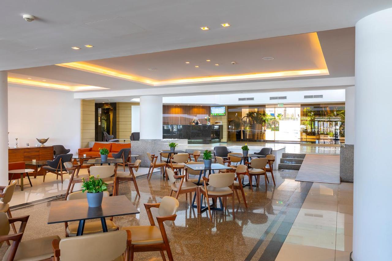 Crystal Springs Beach Hotel Protaras Exterior photo